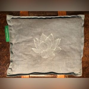 Pranamat ECO massage Pillow - Turquoise - Mint Condition